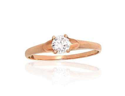 Ring aus Rotgold mit Zirkonia