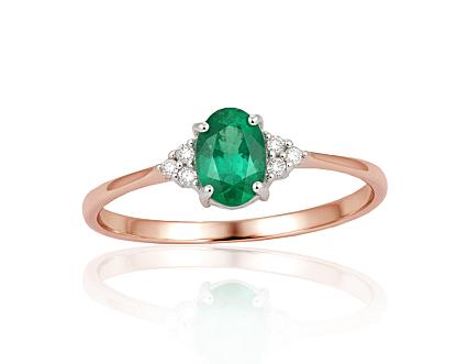 Ring aus Rotgold mit Diamanten und Smaragd
