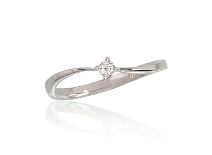 White gold ring with a diamond