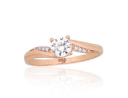 Red gold ring with zirconias