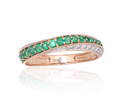 Red gold ring with diamonds and emeralds