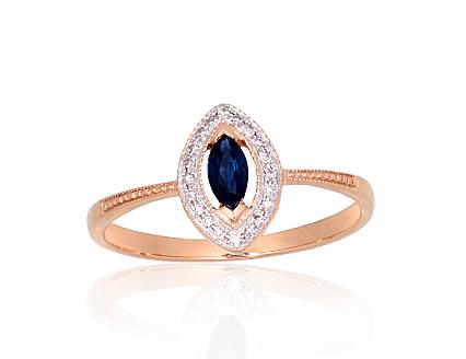 Ring aus Rotgold mit Diamanten und Saphir