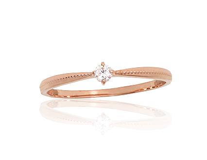 Ring aus Rotgold mit Zirkonia