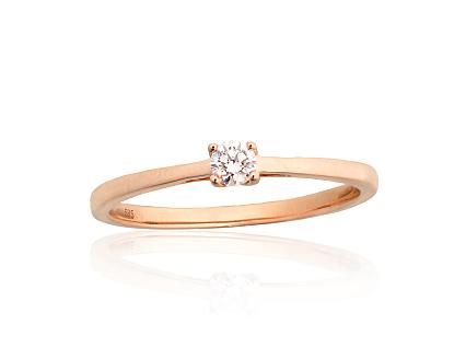 Ring aus Rotgold mit Diamant