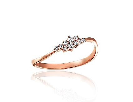 Ring aus Rotgold mit Zirkonia