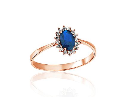 Ring aus Rotgold mit Zirkonia