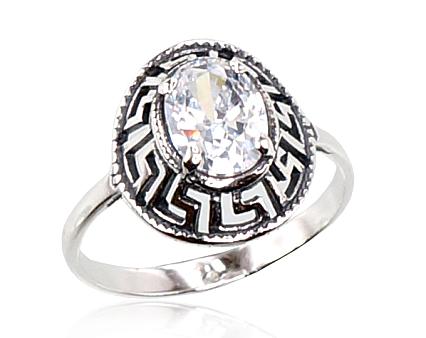 Silver ring with zirconias