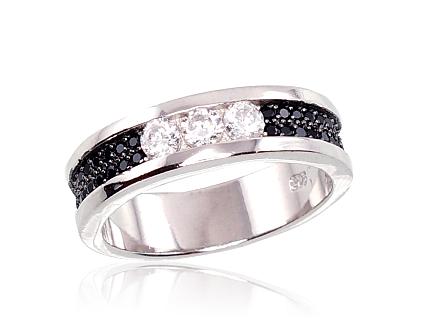 Ring aus Silber mit Zirkonia