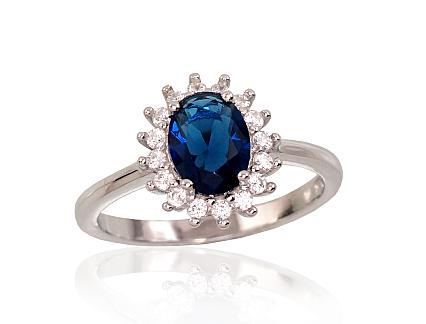 Ring aus Silber mit Zirkonia