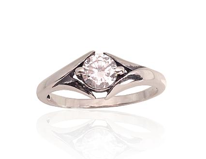 Ring aus Silber mit Zirkonia
