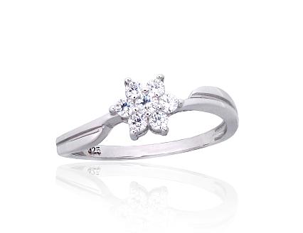 Ring aus Silber mit Zirkonia