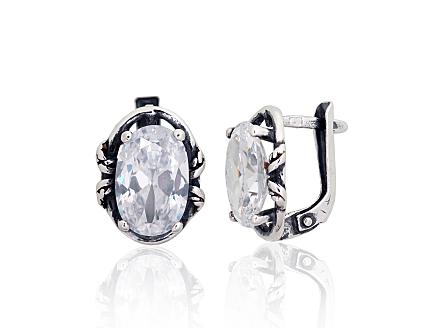 Silver earrings with zirconias