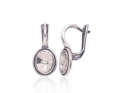 Silver earrings with crystals