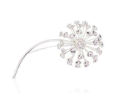 Hõbedast pross kristallidega