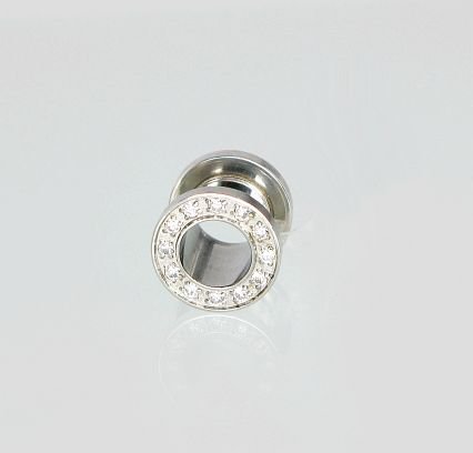 Ehtesulamist piercing tsirkoonidegaga